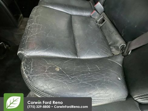 Used 2005 Subaru Outback 2.5XT AWD/4WD image 21