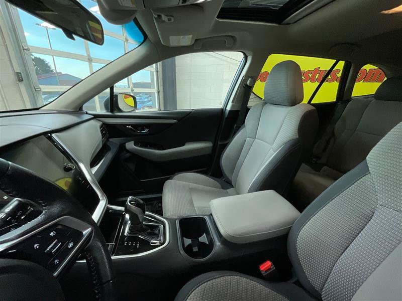 Used 2022 Subaru Outback Premium AWD/4WD image 12