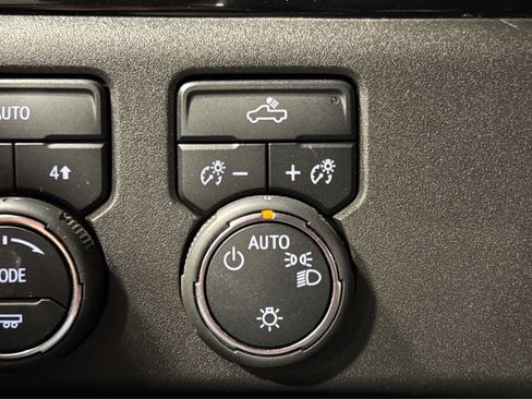 Used 2022 Chevrolet Silverado 1500 LT w/ True North Edition Plus image 21