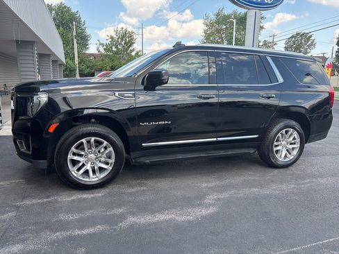 Used 2022 GMC Yukon SLT w/ SLT Premium Package AWD/4WD image 1