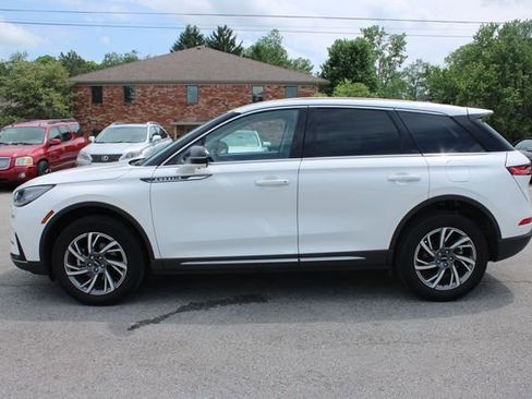Used 2023 Lincoln Corsair AWD w/ Equipment Group 101A image 5
