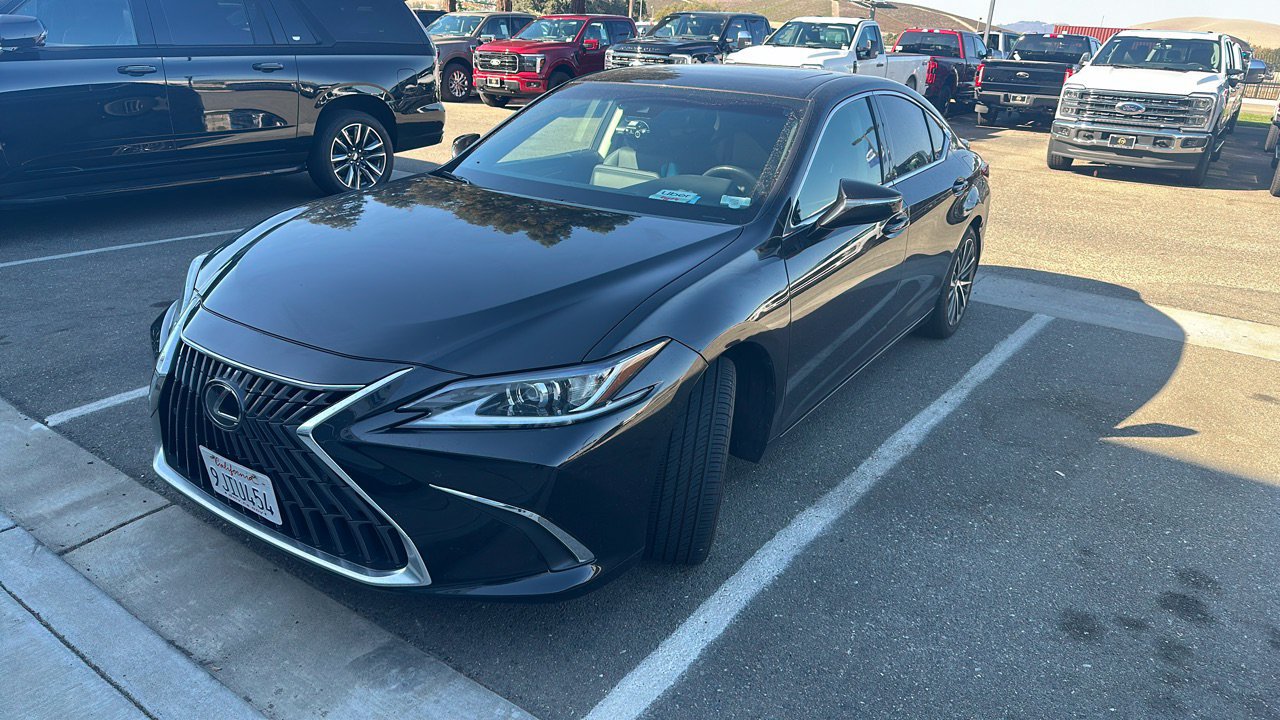 Used 2024 Lexus ES 300h w/ Premium Package FWD image 1