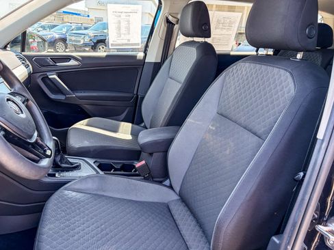 Used 2018 Volkswagen Tiguan S FWD image 16