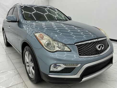 Used 2016 INFINITI QX50 2WD w/ Premium Plus Package image 3