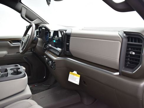 New 2026 Chevrolet Silverado 1500 LT w/ Z71 Off-Road Package image 24