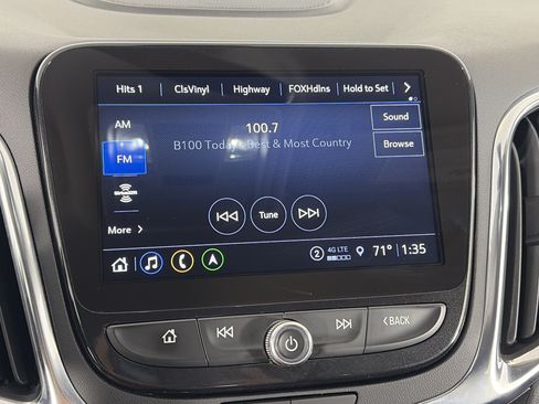 Used 2022 Chevrolet Equinox Premier AWD/4WD image 22