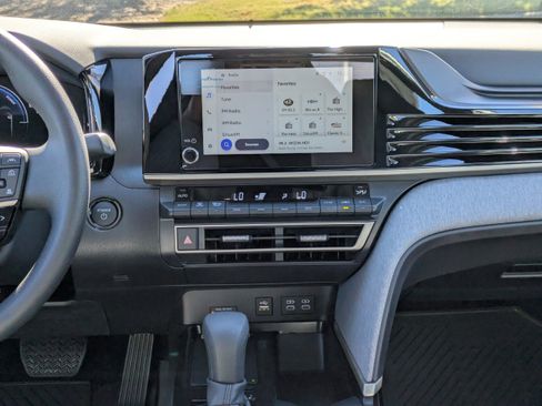 New 2026 Toyota Camry LE FWD image 19