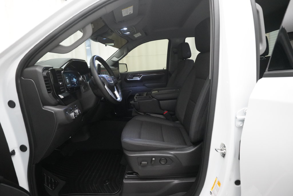 Certified 2026 GMC Sierra 1500 Elevation AWD/4WD image 7