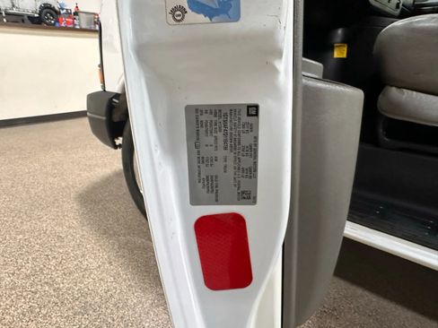 Used 2013 GMC Savana 1500 AWD image 51