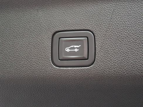 Used 2021 Chevrolet Suburban High Country w/ Premium Package AWD/4WD image 36