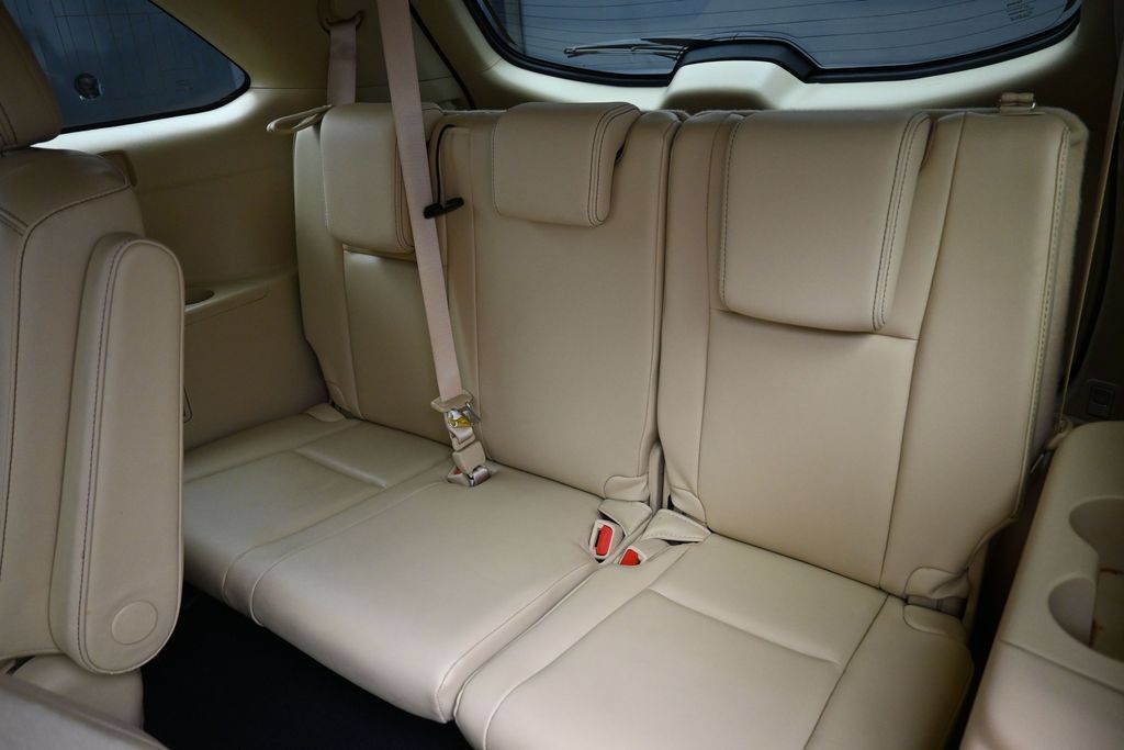 Used 2015 Toyota Highlander XLE AWD/4WD image 32