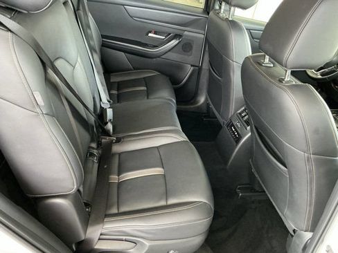 Used 2025 MAZDA CX-90 3.3 Turbo w/ Select Package AWD/4WD image 19