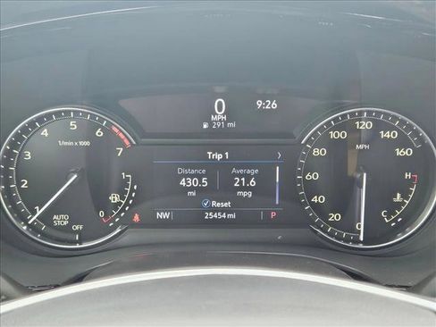 Used 2023 Cadillac XT5 Luxury image 11