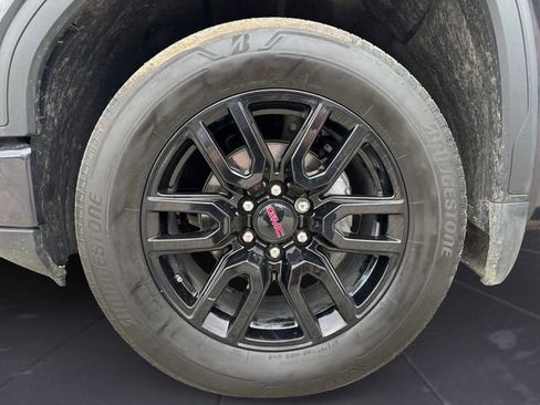 Used 2024 GMC Sierra 1500 Elevation AWD/4WD image 14