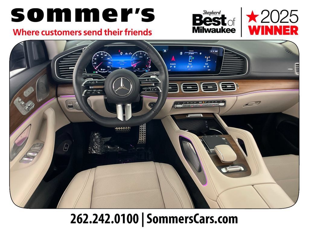 Used 2025 Mercedes-Benz GLS 450 4MATIC image 12