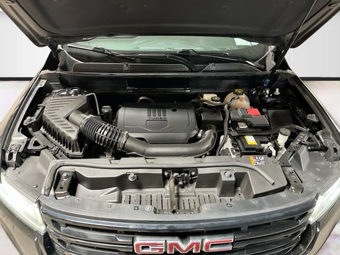 Used 2022 GMC Acadia SLT w/ Elevation Edition AWD/4WD image 33