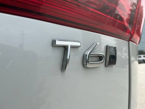 Used 2021 Volvo XC60 T6 R-Design w/ Advanced Package AWD/4WD image 27