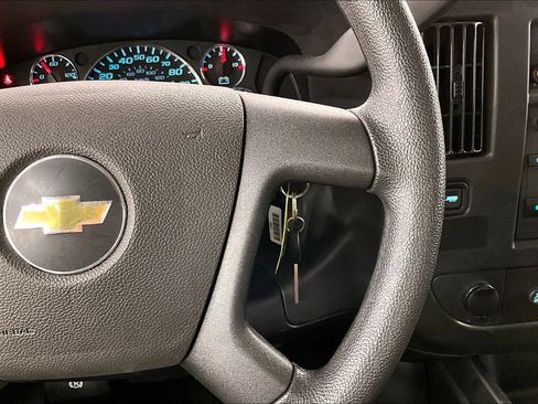 Used 2025 Chevrolet Express 2500 w/ Driver Convenience Package RWD image 18