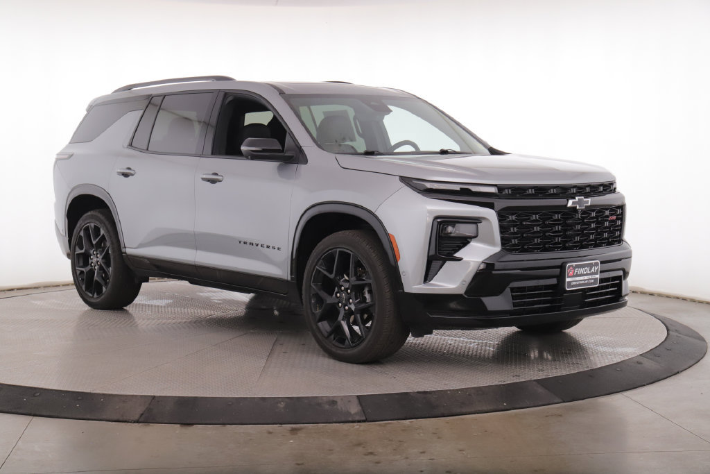 Used 2024 Chevrolet Traverse RS AWD/4WD image 2