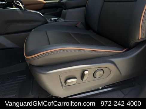 New 2026 GMC Canyon AT4 w/ Technology Plus Package AWD/4WD image 24
