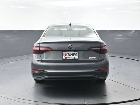 Used 2024 Volkswagen Jetta S FWD image 12