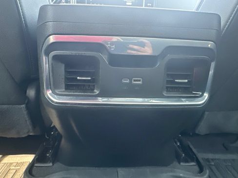 Used 2024 GMC Sierra 2500 SLT w/ SLT Convenience Package AWD/4WD image 20