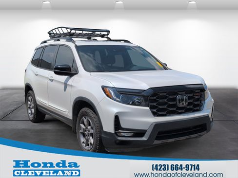 Certified 2023 Honda Passport TrailSport image 1
