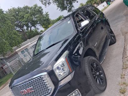 Used 2015 GMC Yukon SLT