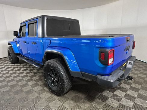 Used 2021 Jeep Gladiator Sport AWD/4WD image 5