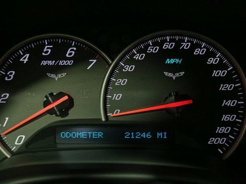 Used 2011 Chevrolet Corvette Grand Sport w/ Preferred Equipment Group image 27