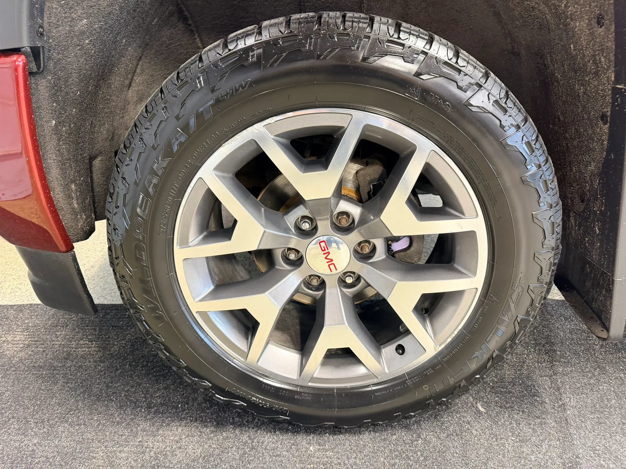 Used 2017 GMC Sierra 1500 SLT w/ All-Terrain Package AWD/4WD image 19