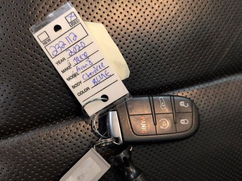 Used 2020 Jeep Grand Cherokee Trailhawk w/ Trailhawk Luxury Group image 48