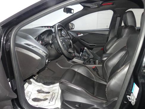Used 2014 Ford Focus ST w/ Equipment Group 202A image 19