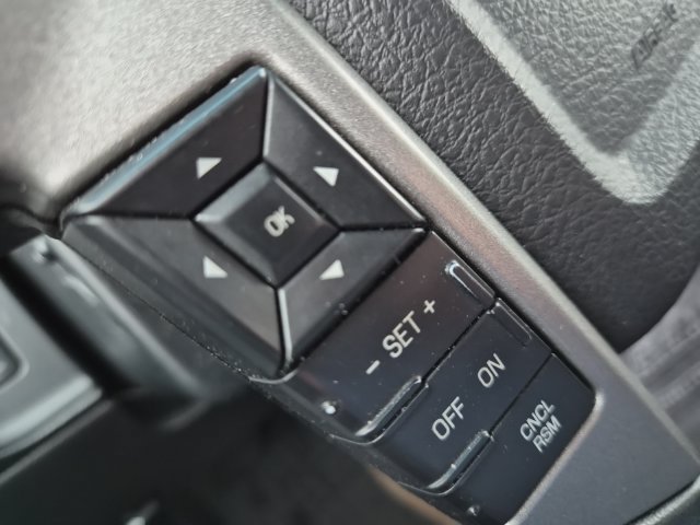 Used 2017 Ford Expedition Limited AWD/4WD image 19