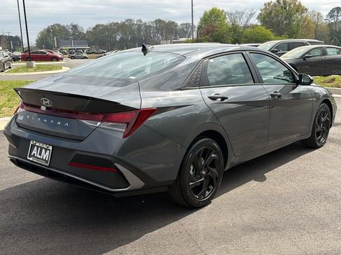 New 2026 Hyundai Elantra Sport FWD image 6