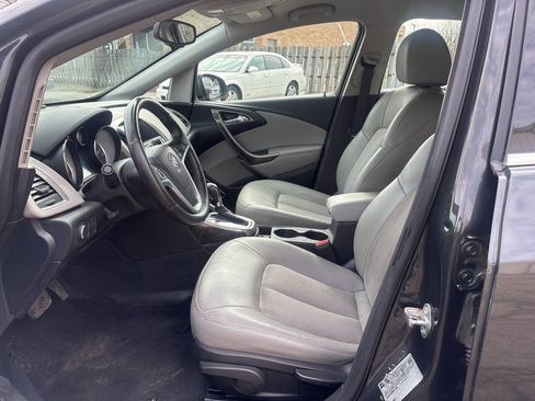 Used 2015 Buick Verano FWD image 18