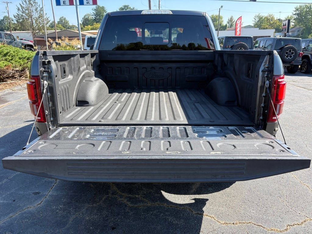 Used 2018 Ford F150 Raptor w/ Equipment Group 801A Mid AWD/4WD image 27