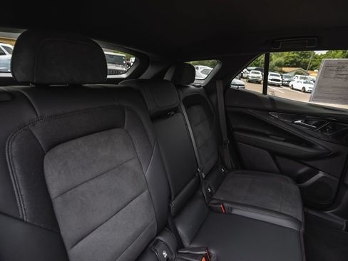 Used 2024 Chevrolet Blazer EV RS AWD/4WD image 29