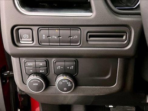 Used 2021 Chevrolet Tahoe LT AWD/4WD image 39