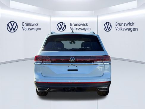 New 2026 Volkswagen Atlas SE AWD/4WD image 4