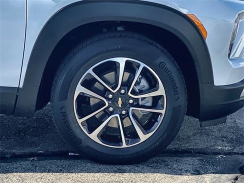 Certified 2025 Chevrolet TrailBlazer LT w/ Convenience Package image 34