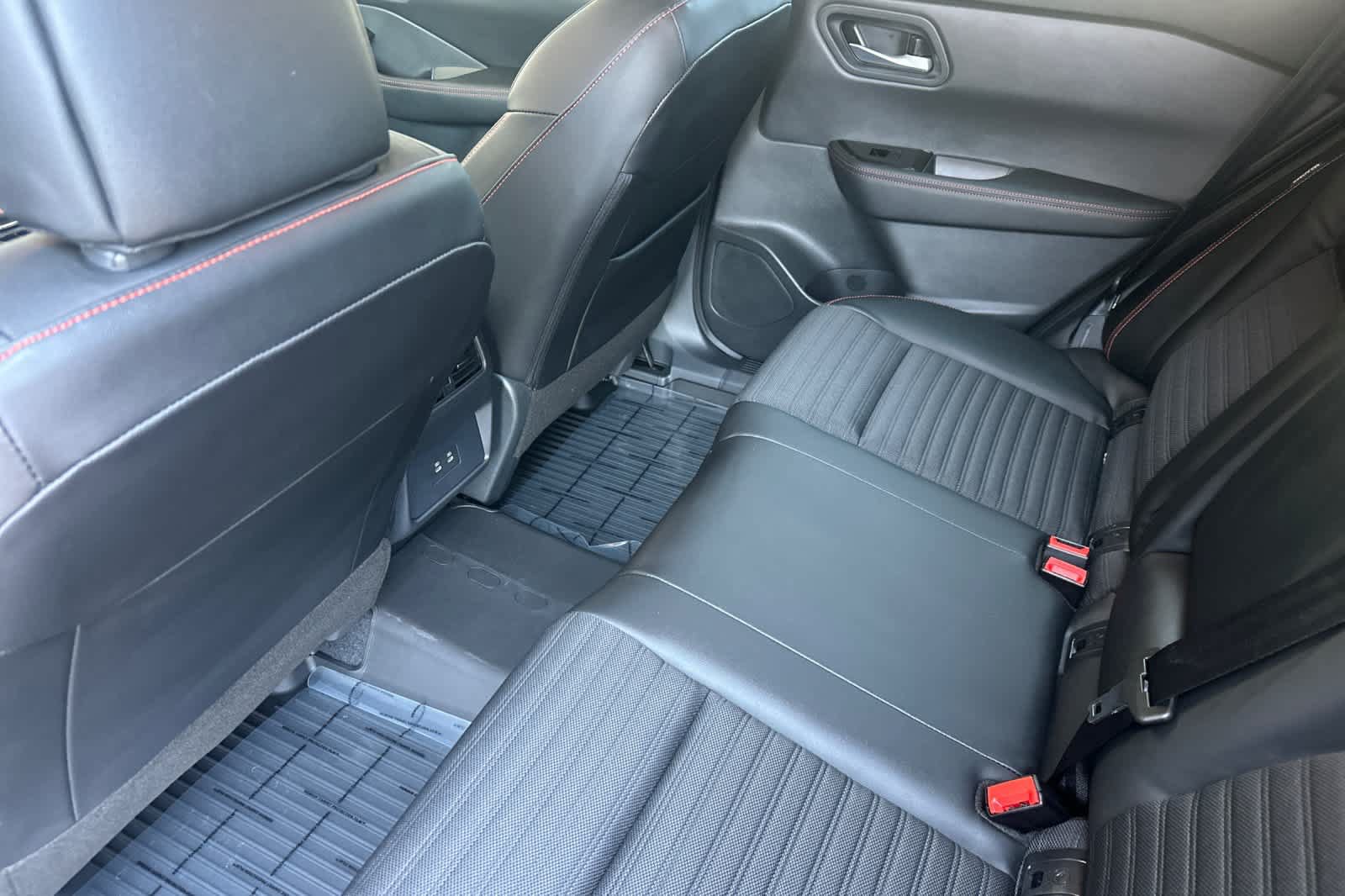 New 2026 Nissan Rogue SV AWD/4WD image 4