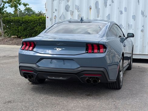 New 2026 Ford Mustang Coupe image 5
