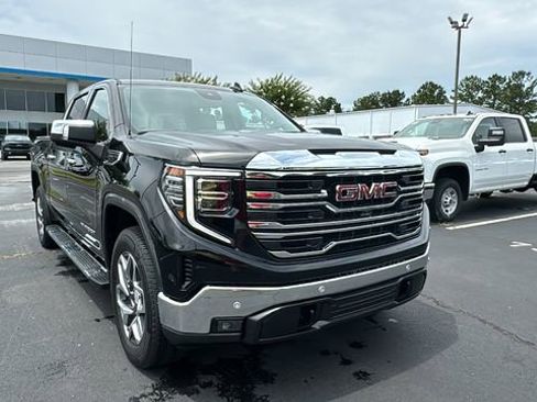 Used 2023 GMC Sierra 1500 SLT w/ SLT Premium Plus Package image 32