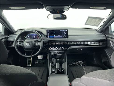 Used 2024 Honda Accord Sport image 20