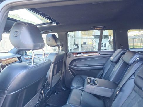 Used 2019 Mercedes-Benz GLS 450 4MATIC w/ Premium 1 Package image 47