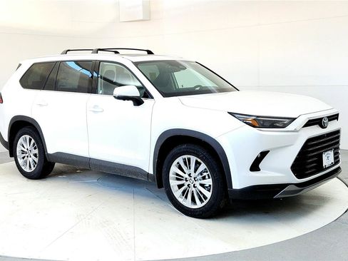 New 2026 Toyota Grand Highlander Platinum image 7