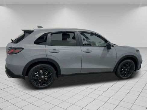 New 2025 Honda HR-V Sport image 8