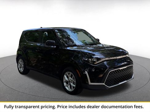 Used 2025 Kia Soul LX w/ LX Technology Package FWD image 1