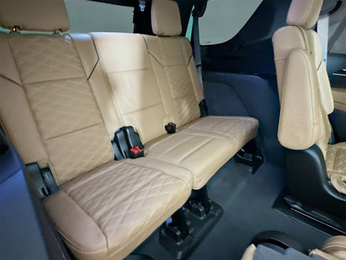 Used 2024 Cadillac Escalade Sport w/ Touring Package image 30